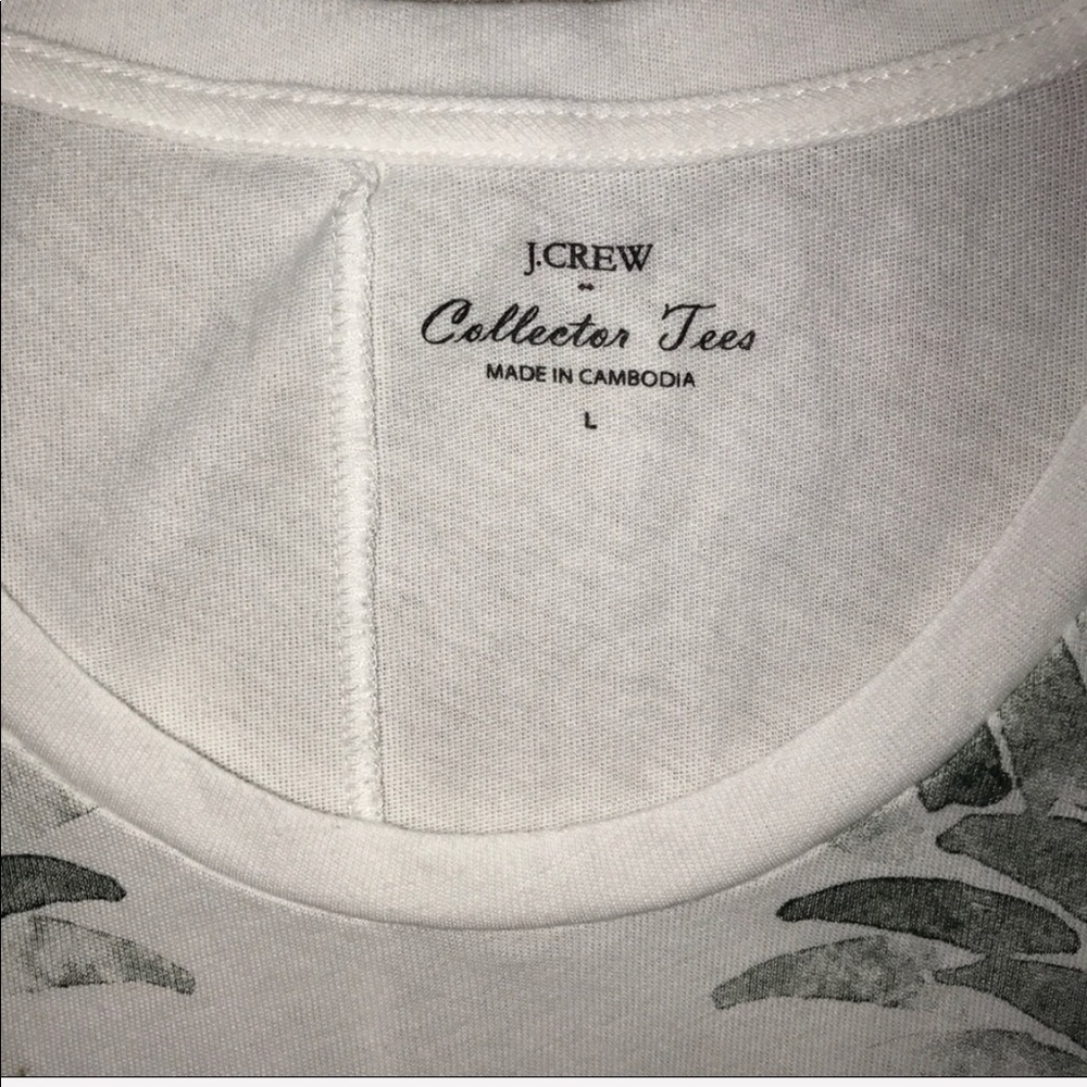 Sold-Crew Collector Sleeveless White Pineapple Tee - Picture 2 of 6